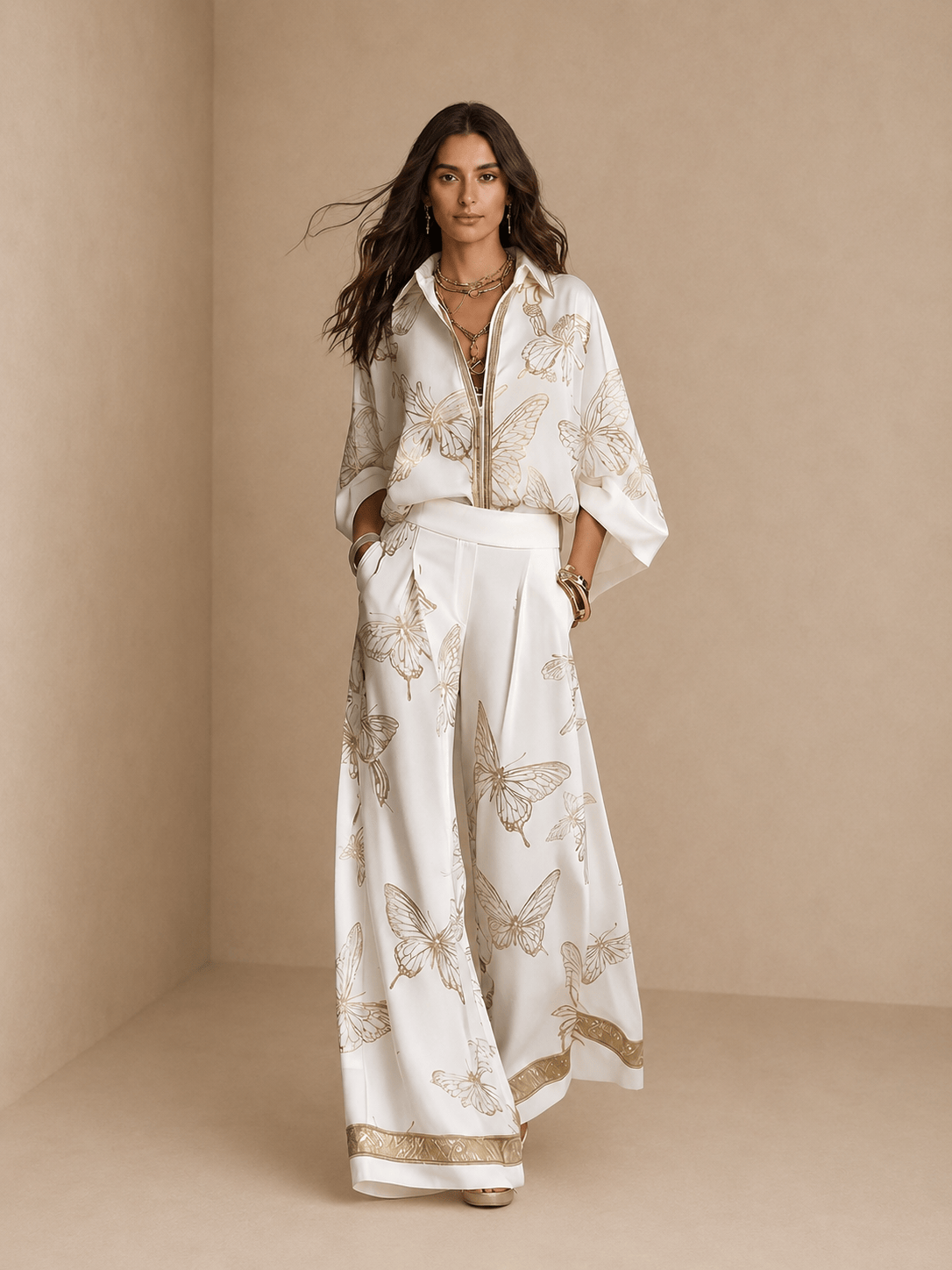 Mirela Studio S / Blanco Sandra | Conjunto Satinado Estampado Mariposas