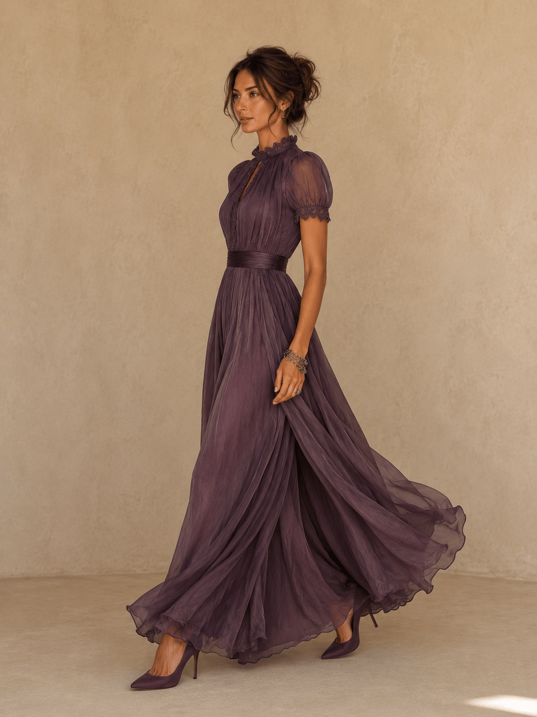 Mirela Studio Vestido Viola | Maxi Halter con Vuelo y Cinturón