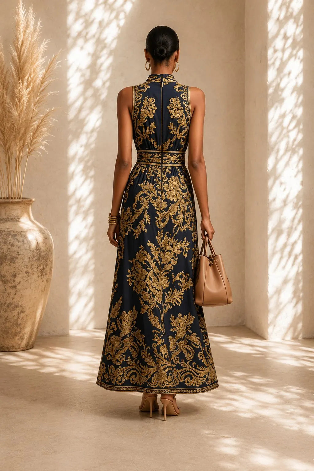 Alhambra | Vestido Maxi Bordado Negro y Dorado